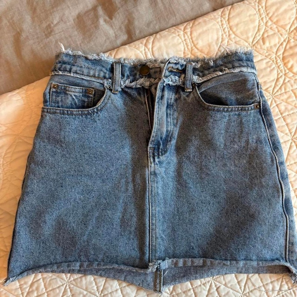 Showpo Denim Mini Skirt Medium Wash Frayed Raw Hem High Waisted Size 2